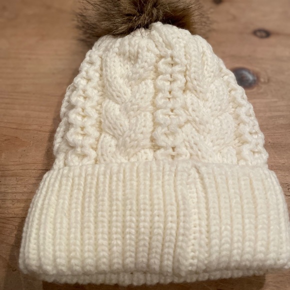 Women’s Pink White Cableknit 50 & Fabulous Sherpa lined beanie removable pom - Picture 2 of 3